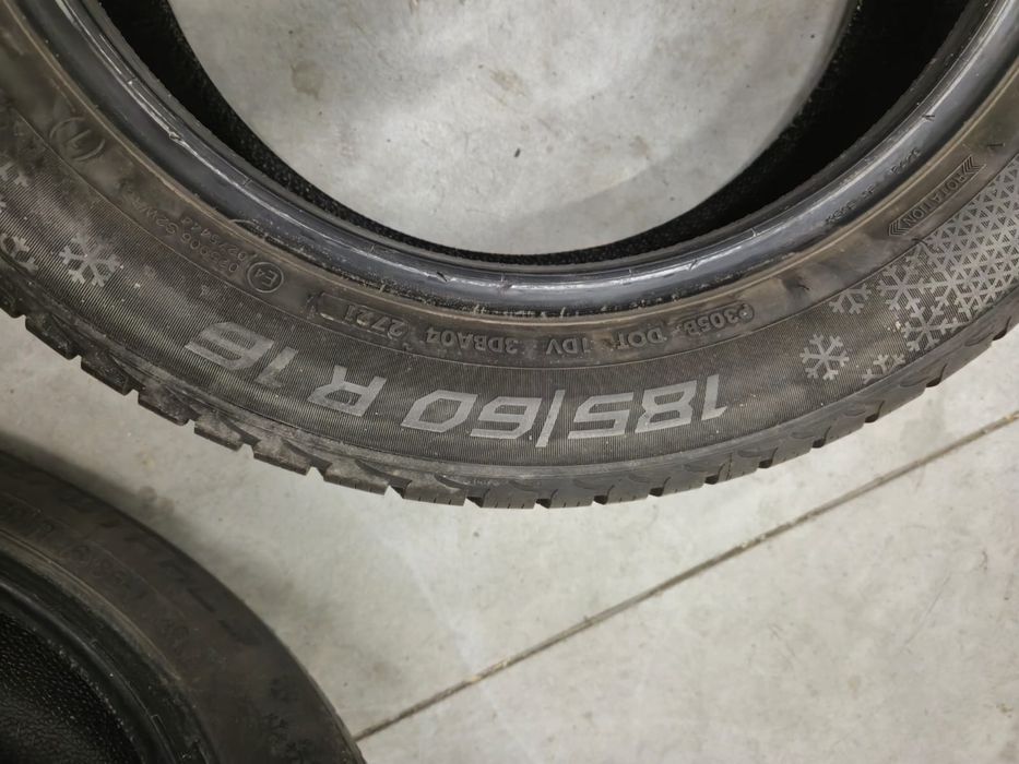 4 anvelope iarna Vredestein 185 60 16 aproape noi