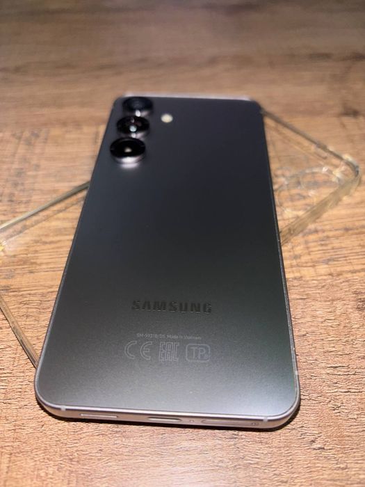 Samsung S25, 256Гб