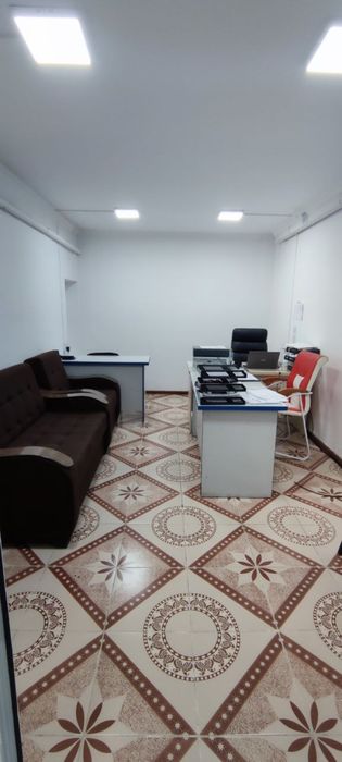 Ijaraga beriladi Mirobid tumani oybek kuchasi 44 uy 200 kv joy podval