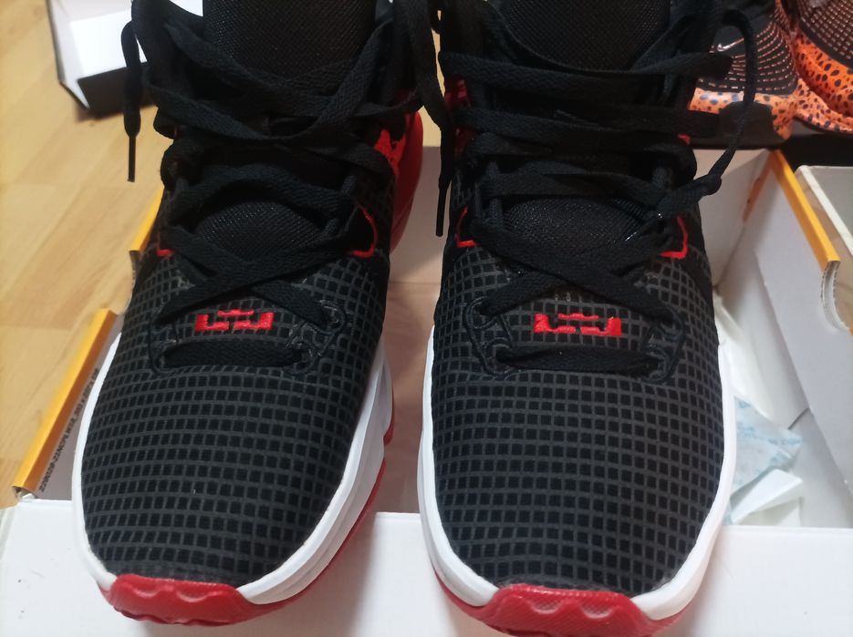 Три модела Мъжки  маратонки Nike