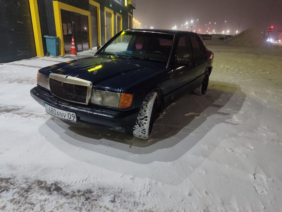 Запчасти на Мерседес 190