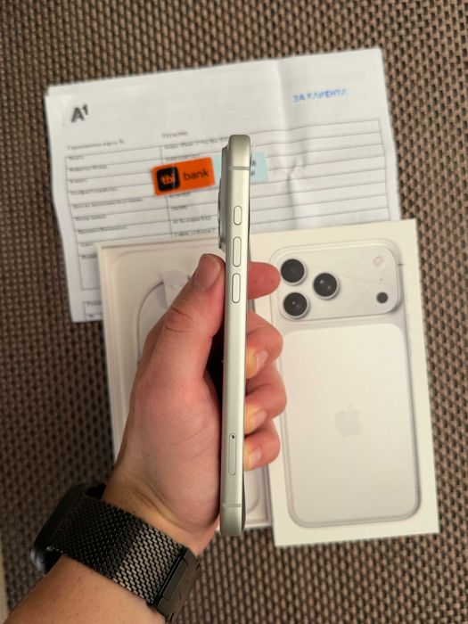 НОВ! 512GB! 24М ГАР.  iPhone 17 Pro Max Лизинг от 49€/мес Silver - бял сив