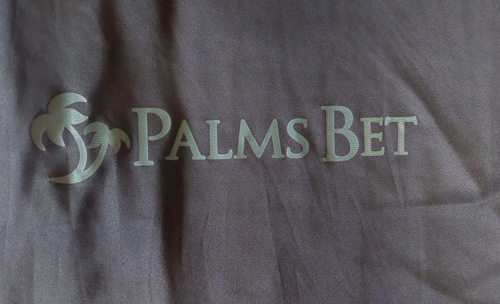 Тениска на Левски