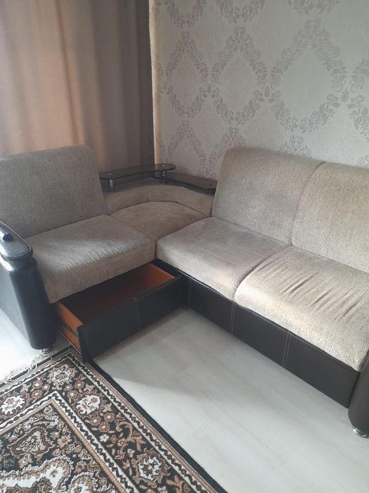 Продам диван. Цена договорная