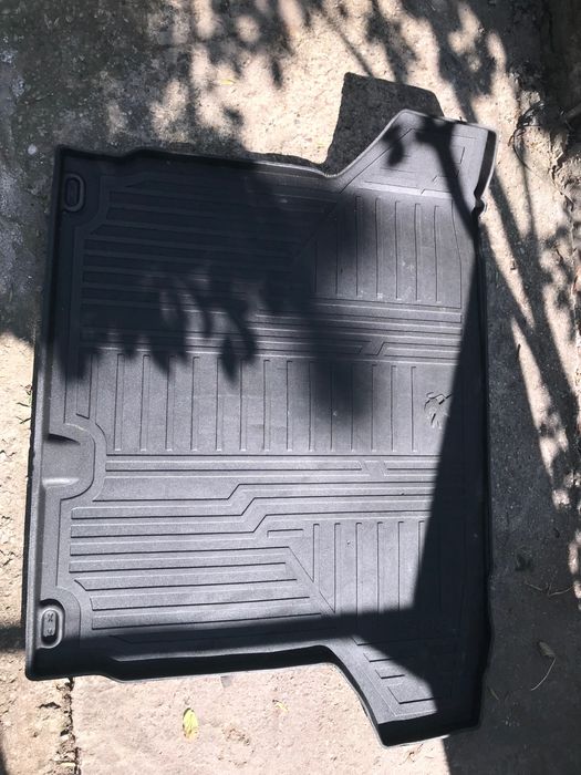 Subaru Legacy гумена стелка за багажник
