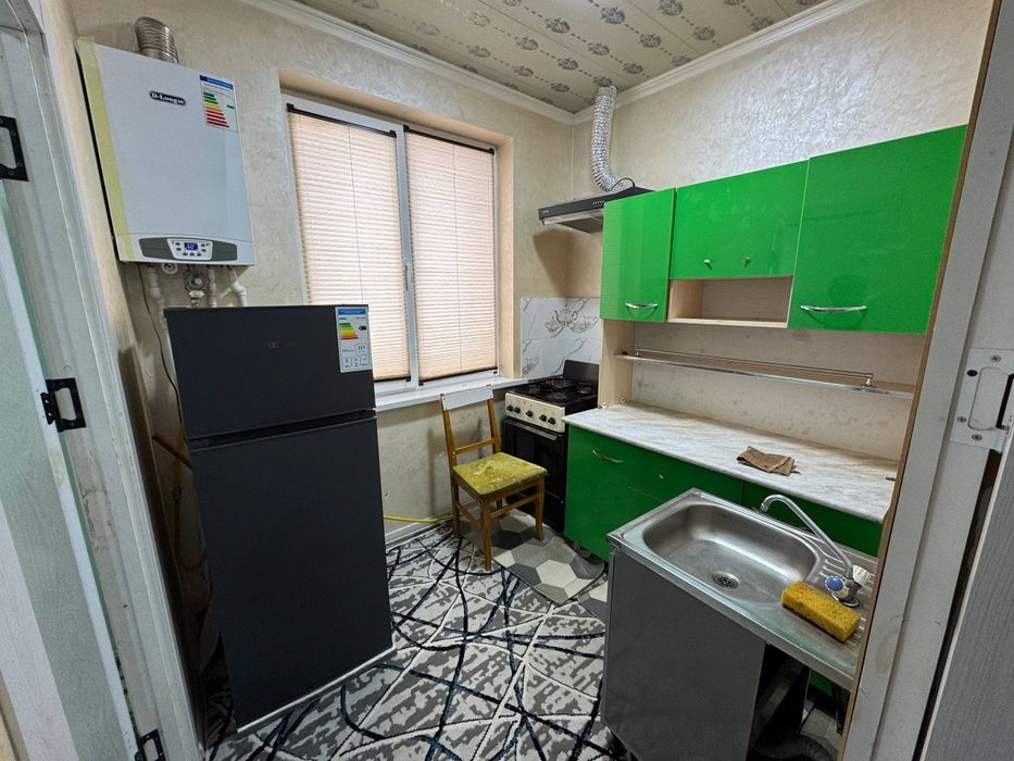 Хамкорбанк томонда жойлашган 2 хонали квартира ижарага берилади