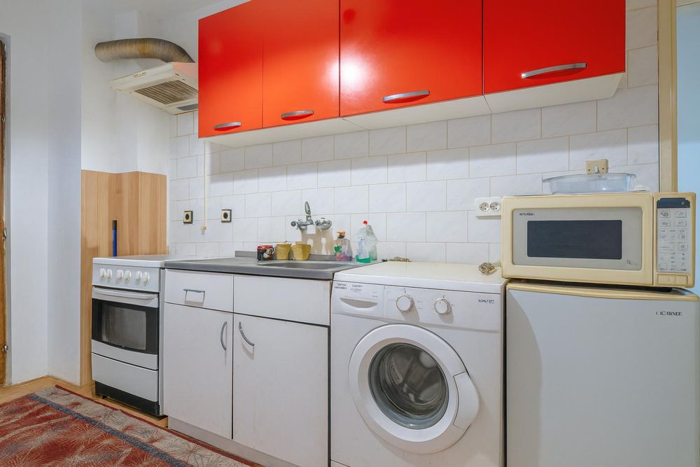 Многостаен апартамент под наем в Център