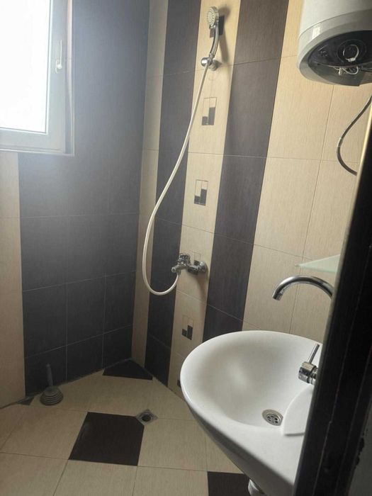 Дава се под наем Тристаен апартамент в Пловдив, Кършияка - 86 кв.м за 399 € - Снимка #4