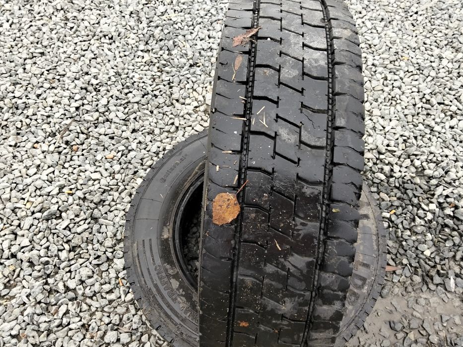 Vând cauciucuri 215/75/17,5