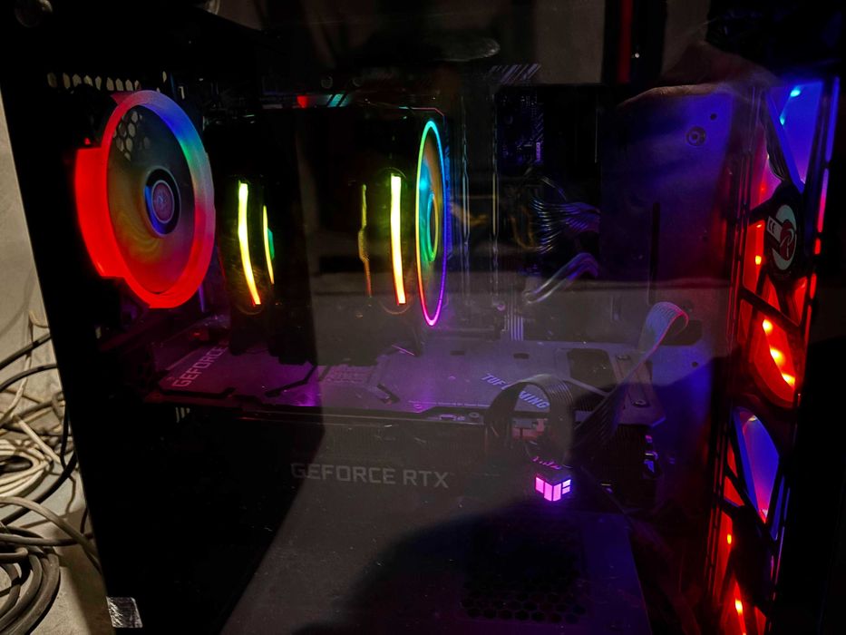 PC Gaming Intel i9-10850K RTX 3090 + Samsung LC27RG50 + periferice
