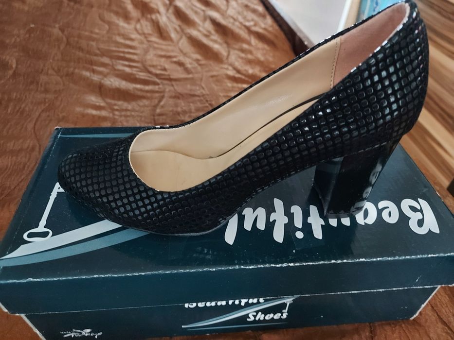 Дамски обувки 35 ти номер