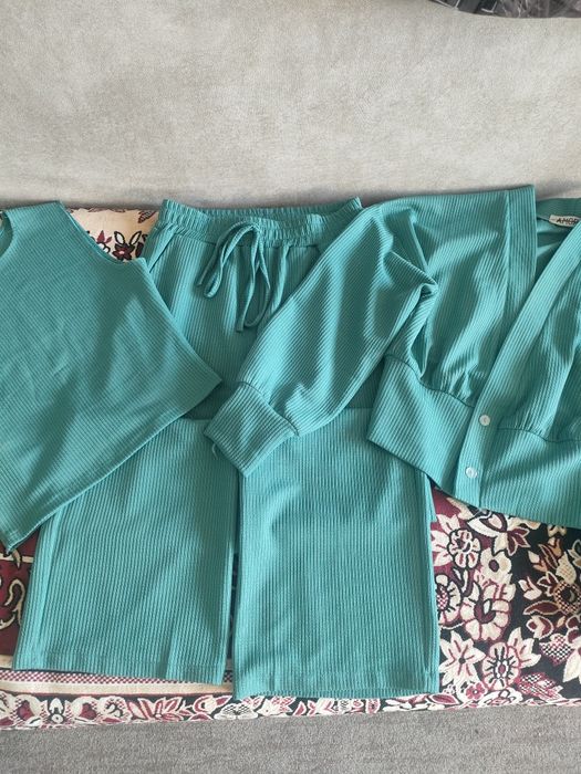 Продам почти новые вещи