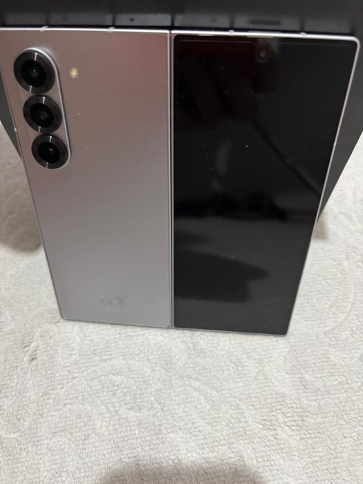 Samsung z fold 6