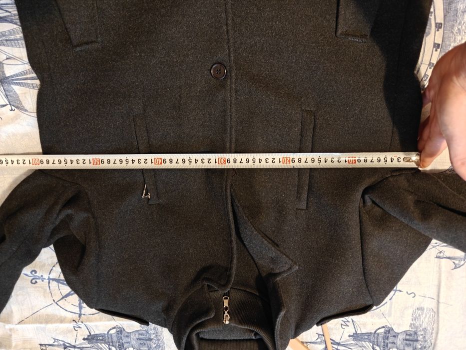 Продавам палто,леко под кръста