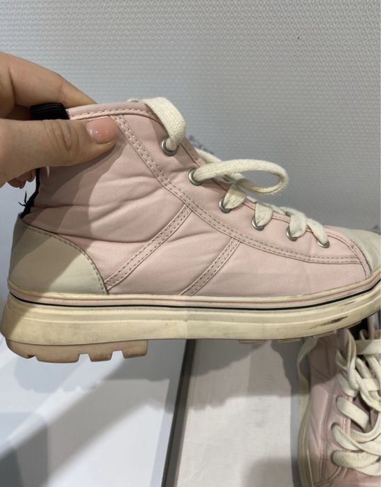 Продам кеды зара