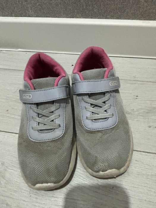 Обувь по 1000тг