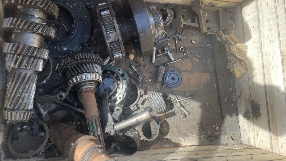 Пподам запчасти на коробку ZF16. 151
