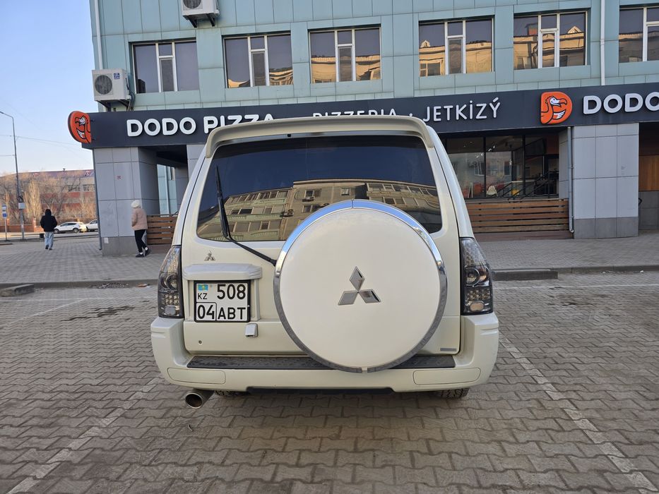 Продаётся Паджеро 3