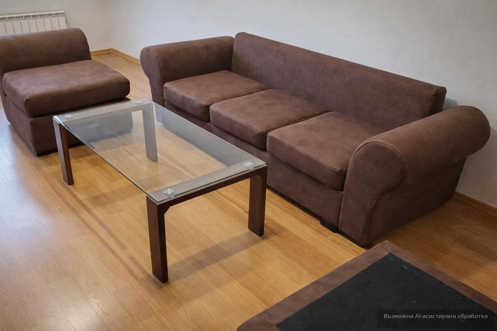 Дава се под наем Тристаен апартамент в София, Център - 95 кв.м за 999 € - Снимка #1