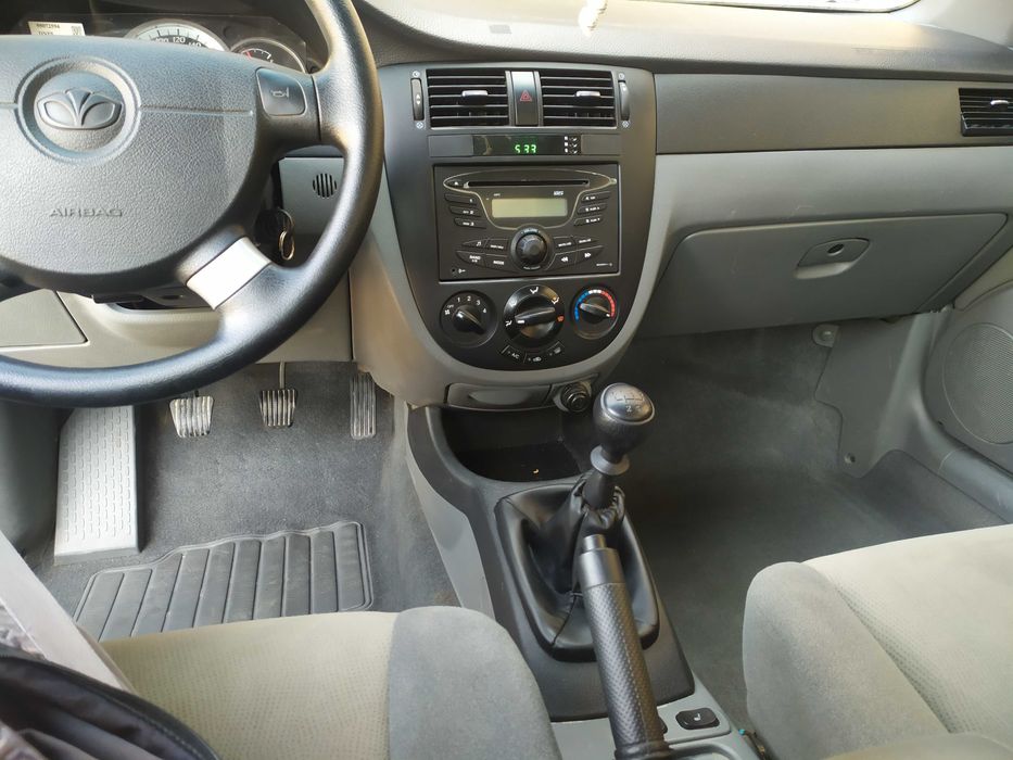 Daewoo Gentra сотилади ховоранг