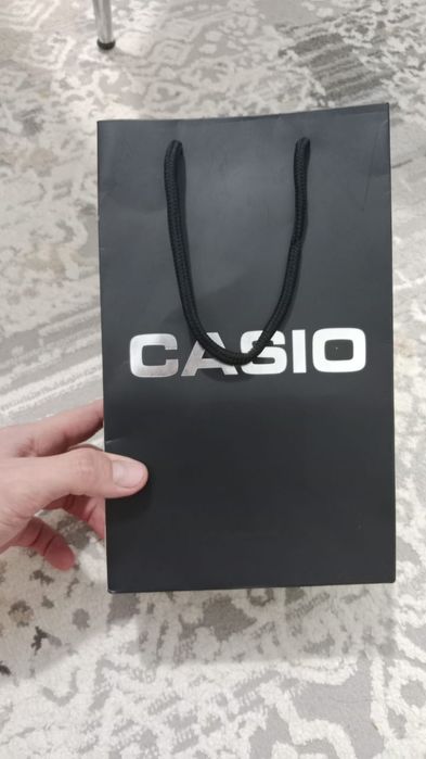 Часы от Casio новый