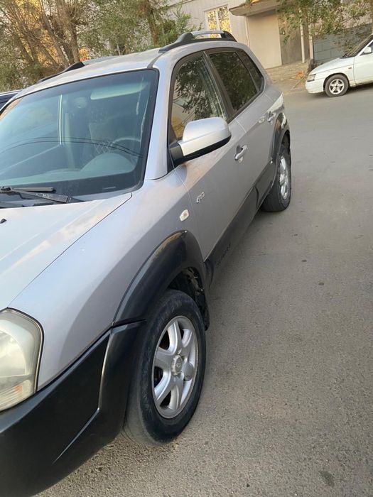 Продам машину хундай туксон