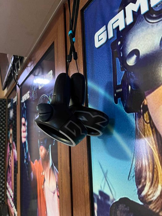 Очила за VR + TV + PC + АКАУНТ с много игри