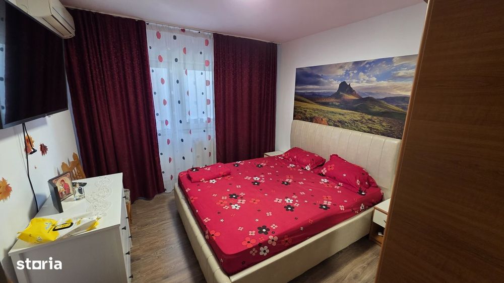 Vand ap cu 3 camere zona Posta 4