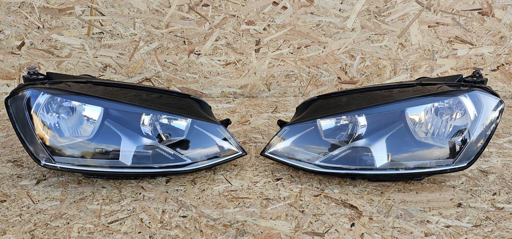 Far/Faruri Golf 7/Passat B7 / Audi A4 B8 Originale Valeo/ HELLA/Audi cu toate Becurile incluse Prețul per Set scris  în cuprinsul anunțului