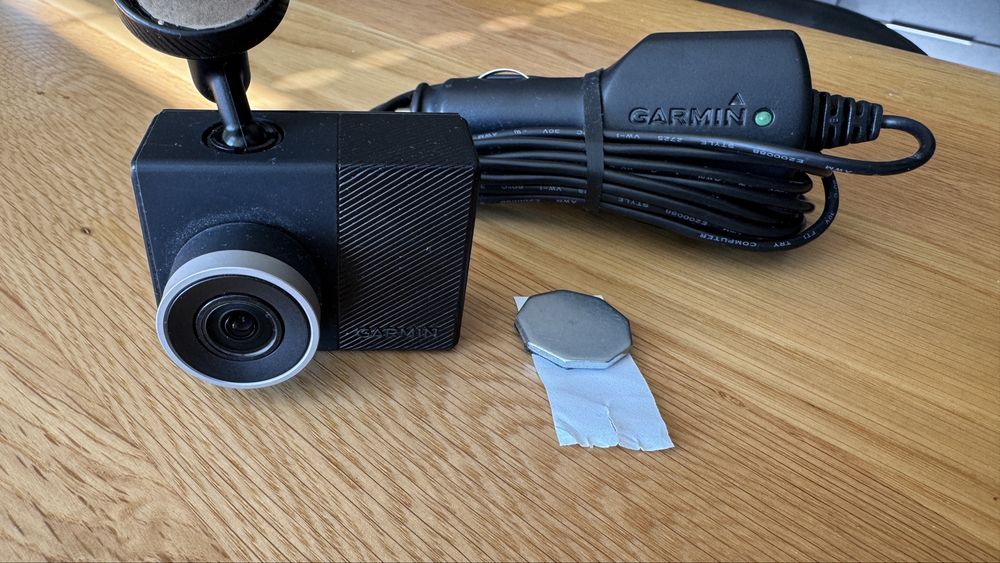 Garmin Dash Cam 45