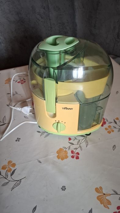 Продаю соковыжималку Tiffani