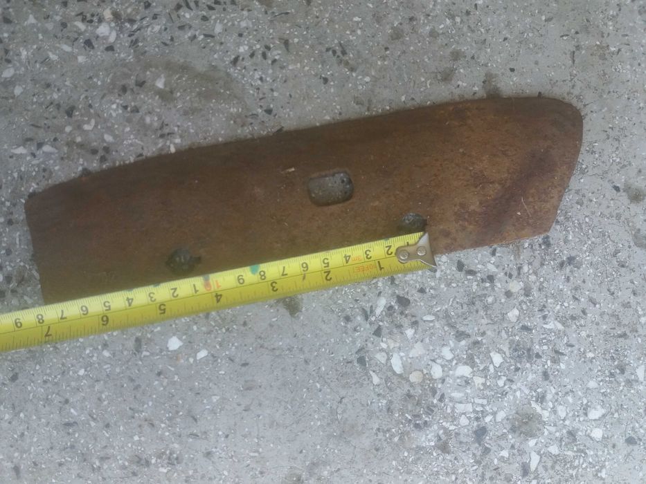 Лемежи,Сърпове,Клинове,Секачи,Ножици лозарски и за овце.