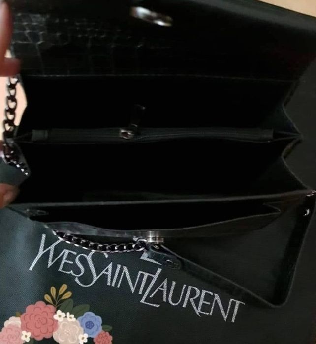 Geanta damă aysl,model croco, logo metalic argintiu, saculet, etichetă