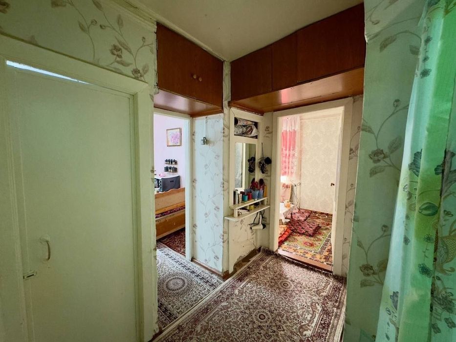 Продаётся 3/2/2 спутник 8