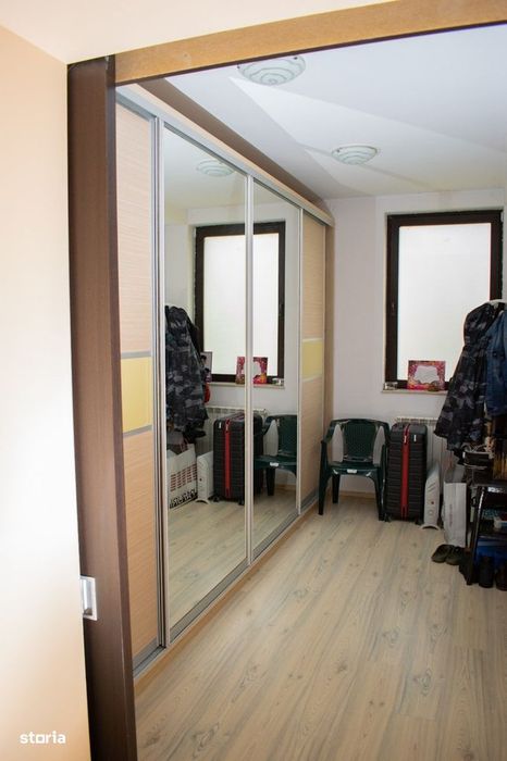 VILA Darza -350 mp utili \ 700 mp teren\ 6 camere\4 bai -278000 E nego