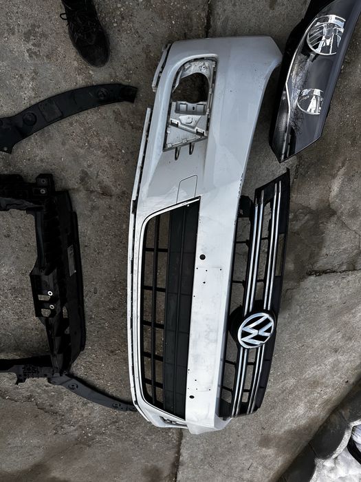 Far dreapta .tragher  vw tiguan facelift.