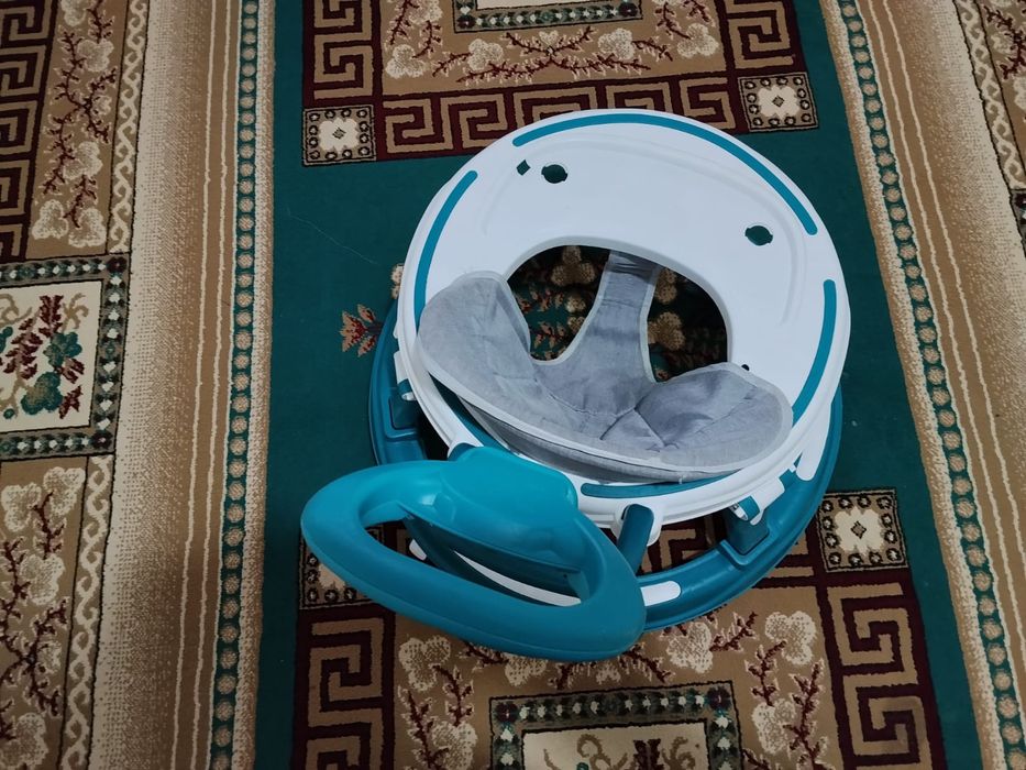 Ходунок детский состояние отличный