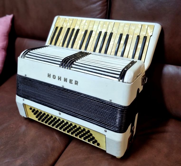 Acordeon Hohner 80 Basi Bandon