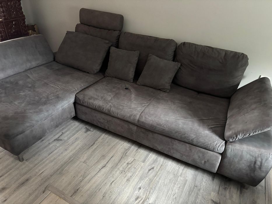 canapea tip colțar foarte încăpător