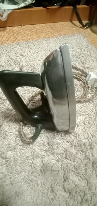 Утюг  Советский Уральский