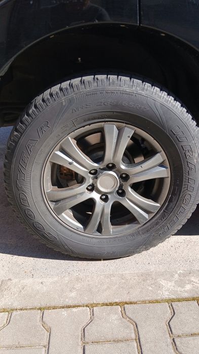 Гуми с джанти за паджеро265/65/17