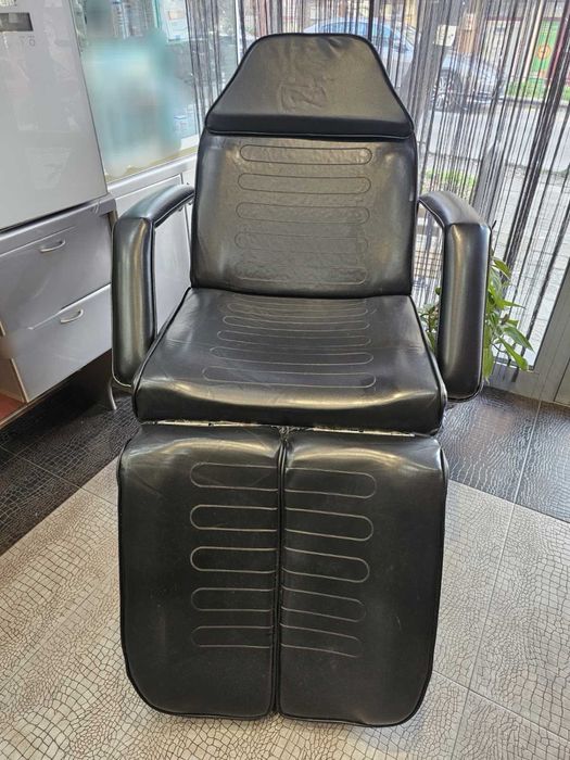 Козметичен или педикюрен стол