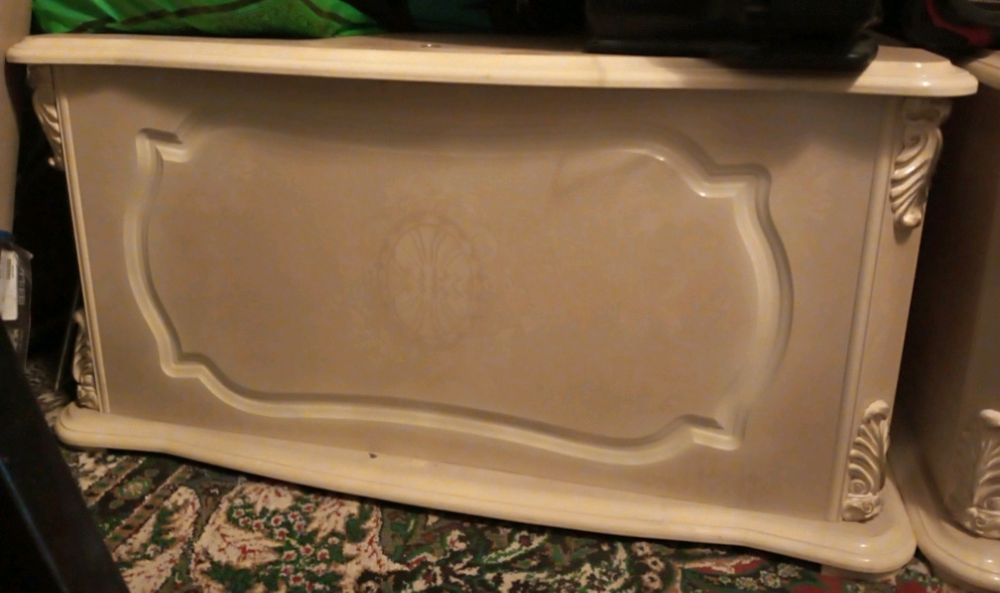 Сандик продается срочно