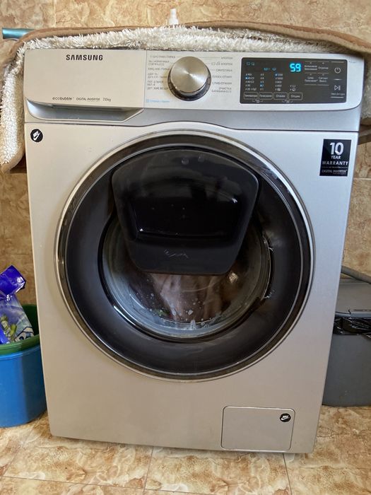 Продам стиральную машину