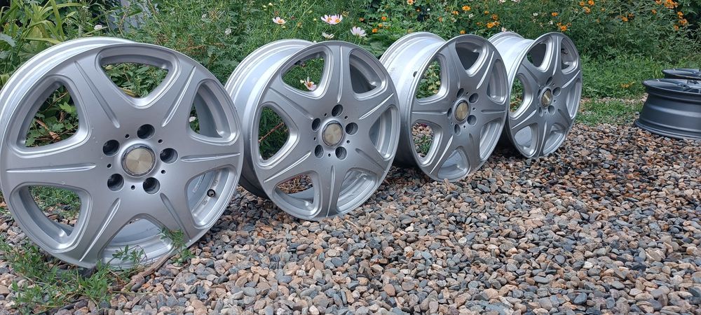 Продам комплект дисков  привозные