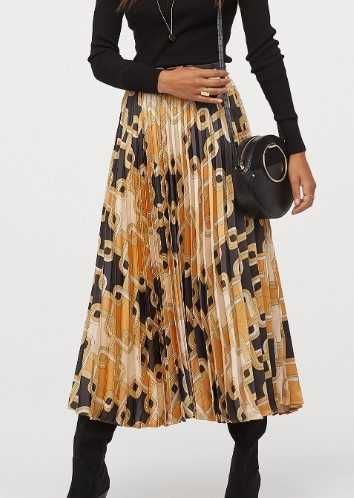 Fusta designer plisata noua, marimea s-m, elastic in talie
