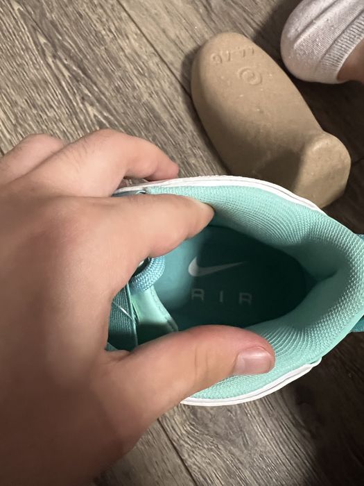 Adidasi nike air marimea 44