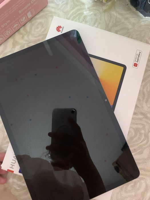 Планшет huawei MatePad SE 11 garantiya 1 yil qiz bola 3 oy ishlatgan