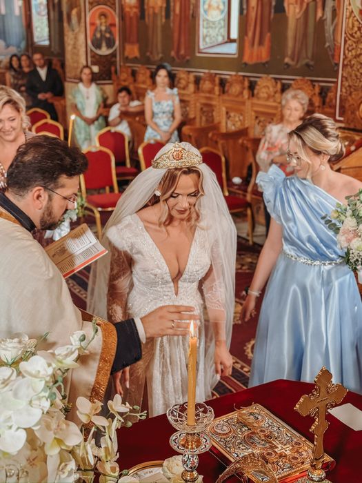 vand rochie de mireasă