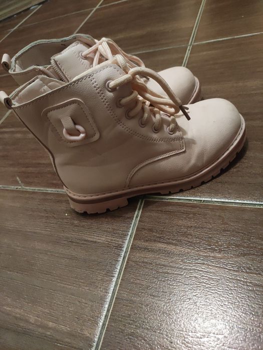 Ботиночки на девочку осень